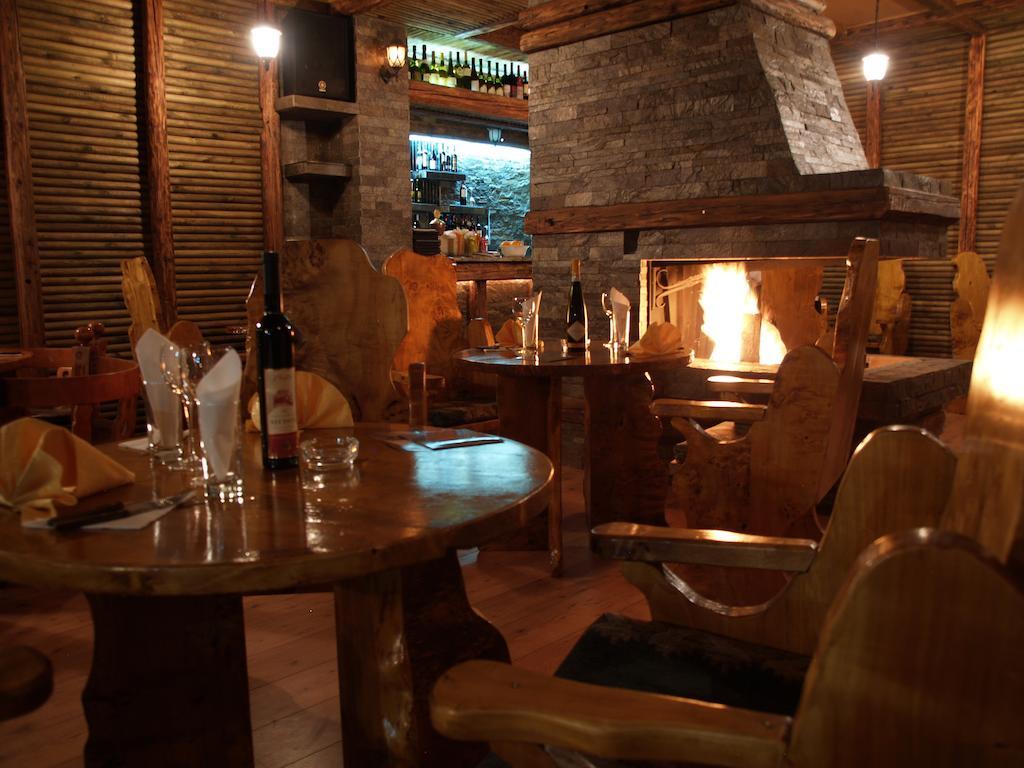 Vila Prezident Sremski Karlovci Buitenkant foto